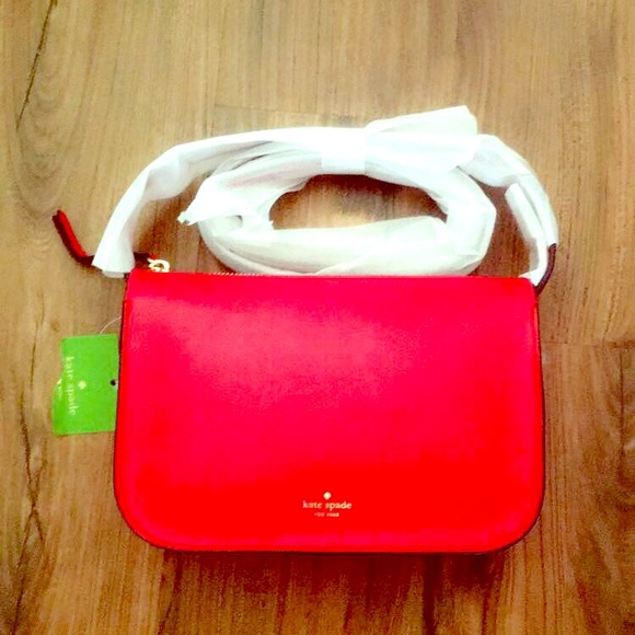 Kate Spade Crossbody Bag - NEW W/ TAGS - Picture 1 of 5